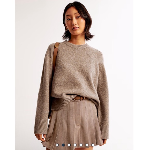Abercrombie & Fitch Taupe Madeline Crew Sweater - Picture 2 of 14